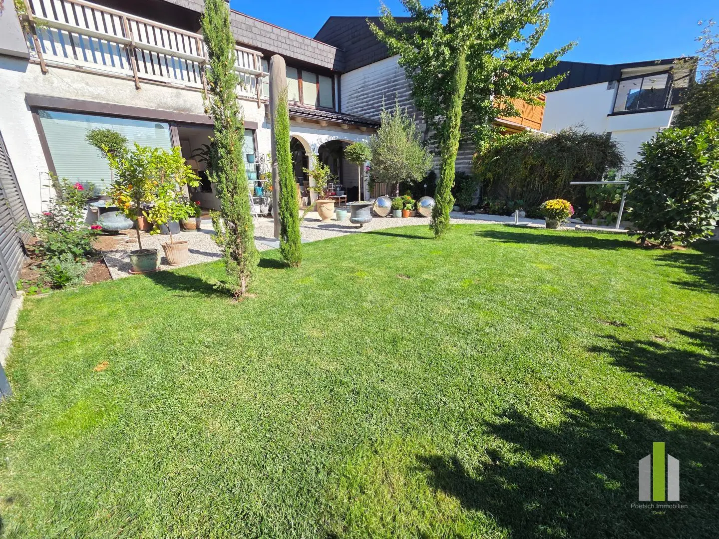 Sonnige ruhige Lage Garten und Carport Familienwohnung