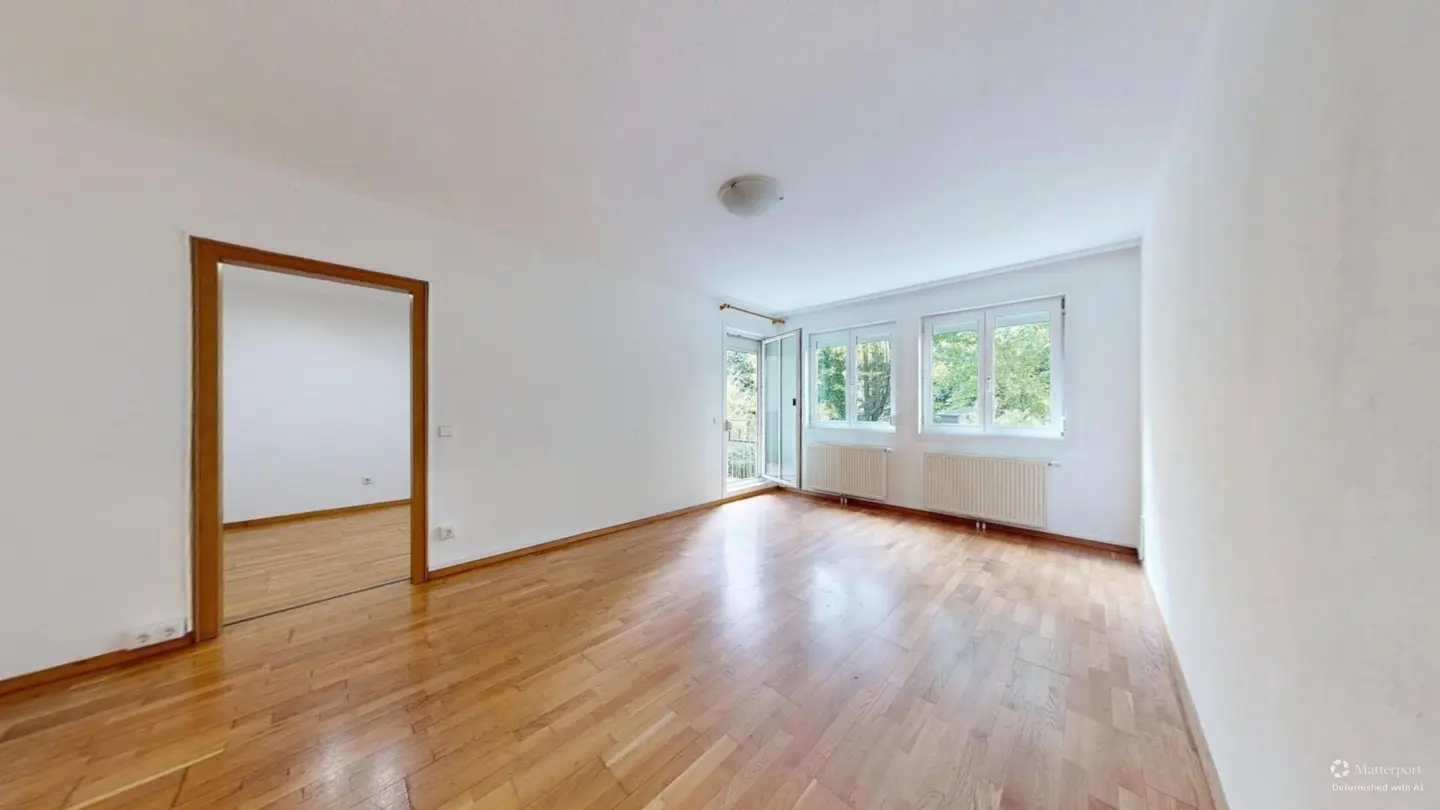 XXL-Garten und Terrasse in Hofruhelage | Zwei Zimmer am Park | Hochparterre mit Lift | Fernwärme