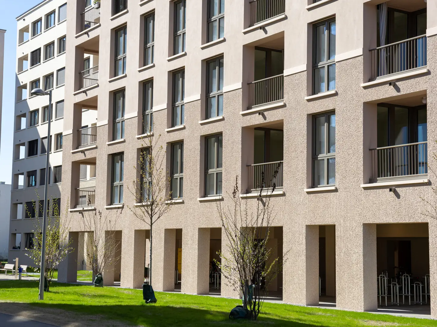 Wohnung im grünen Atriumquartier mit Photovoltaik