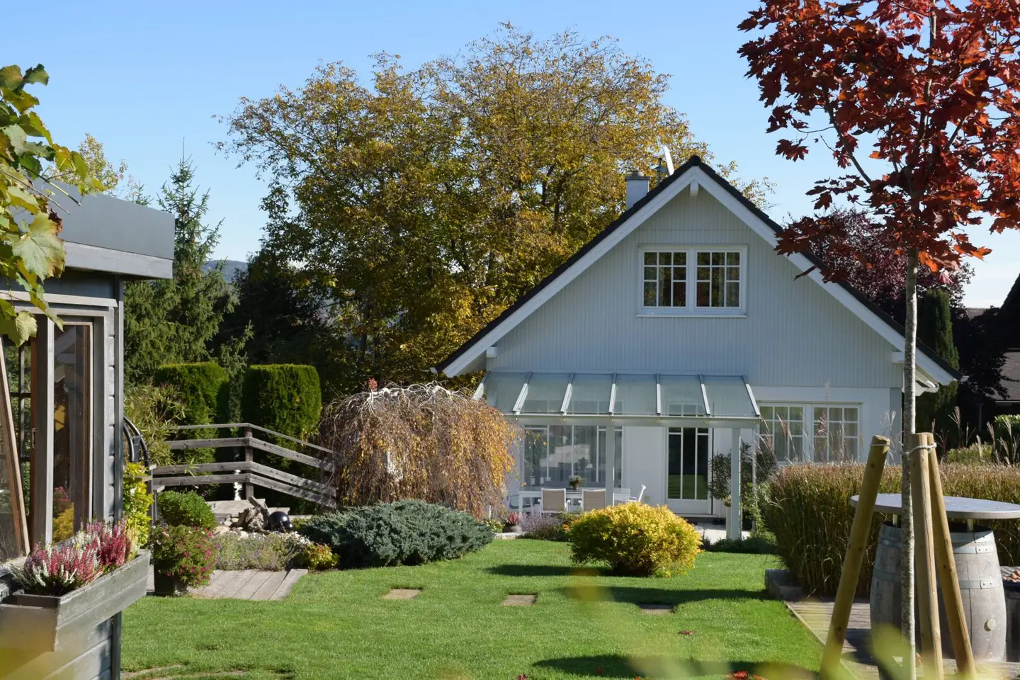 Charmantes Wohnhaus mit Gartenparadies, Wellnessoase !