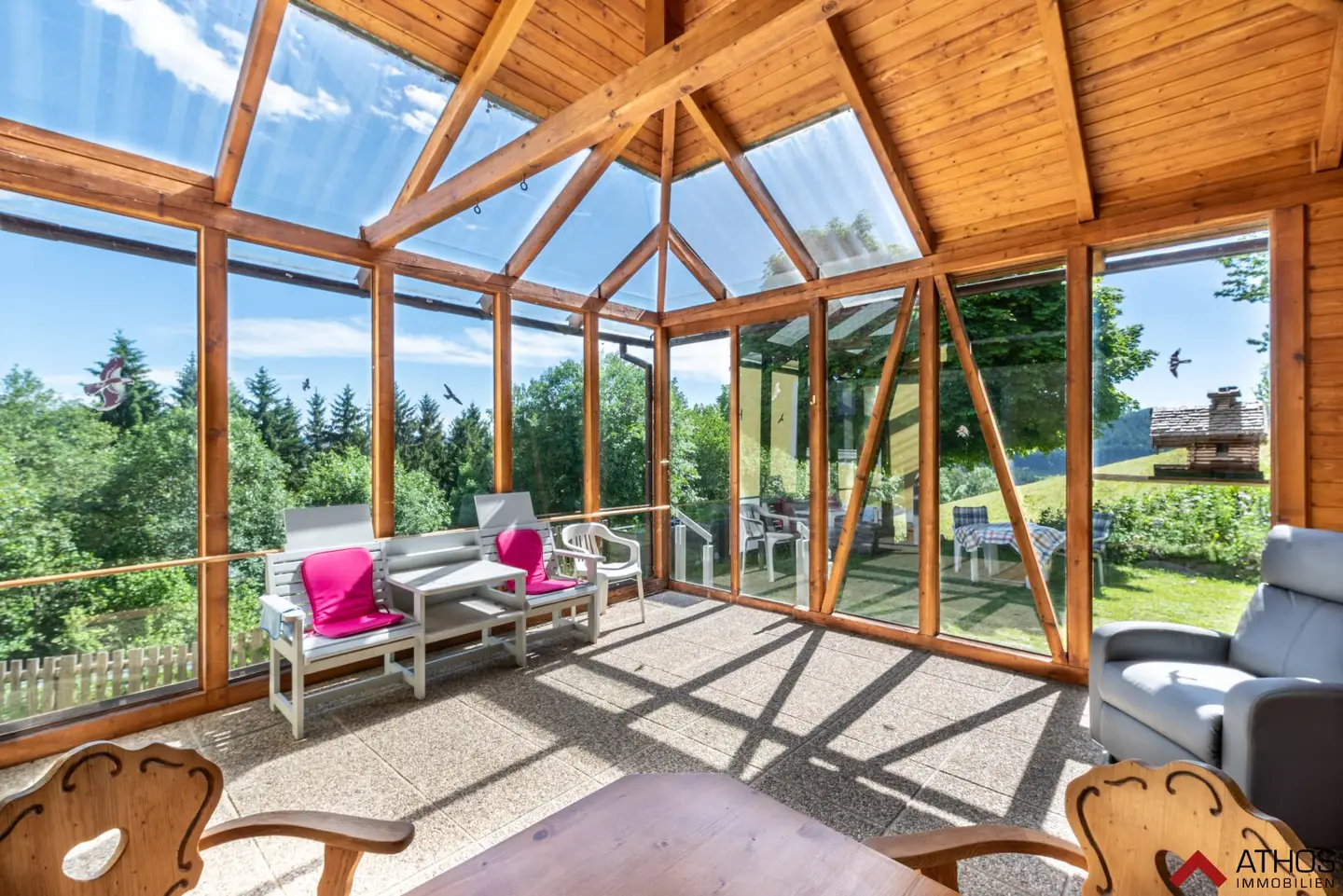 Gepflegtes Einfamilienhaus in sonniger Lage mit Grünblick