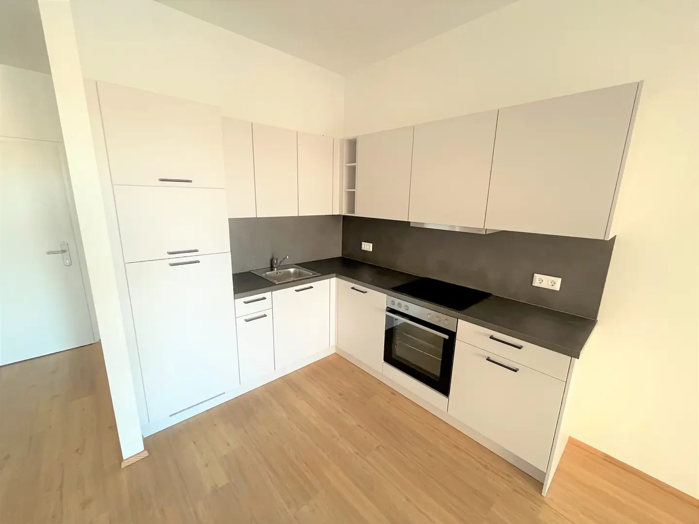 Helle Wohnung mit Balkon und Fußbodenheizung nahe Reininghauspark