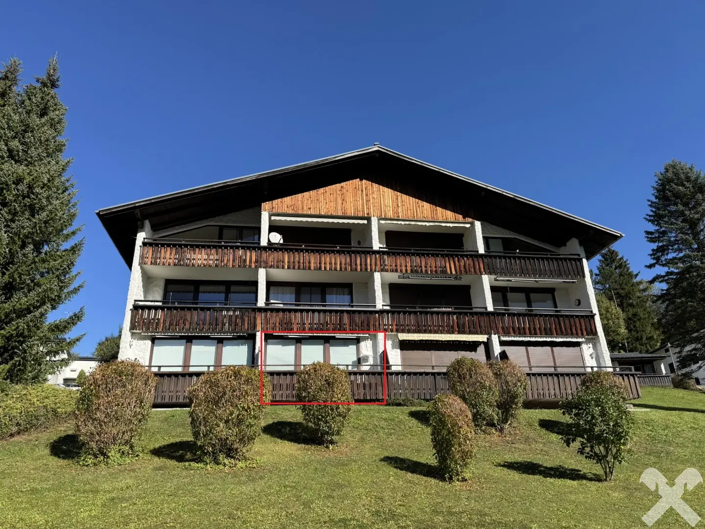Ferienwohnung mit Dachsteinblick und Balkon