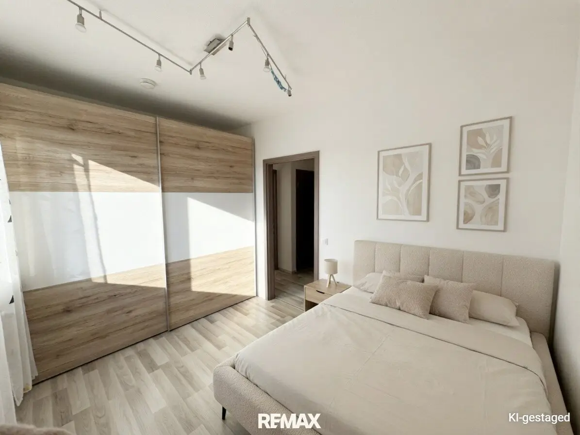 Schlafzimmer 1