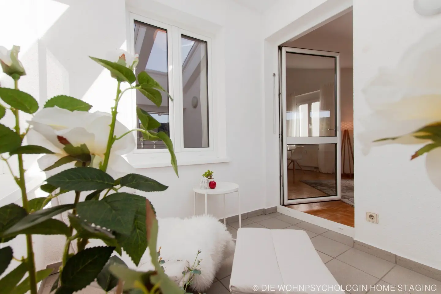 3-room apartment with nice view, underground garage and well-maintained kitchen for a transfer fee