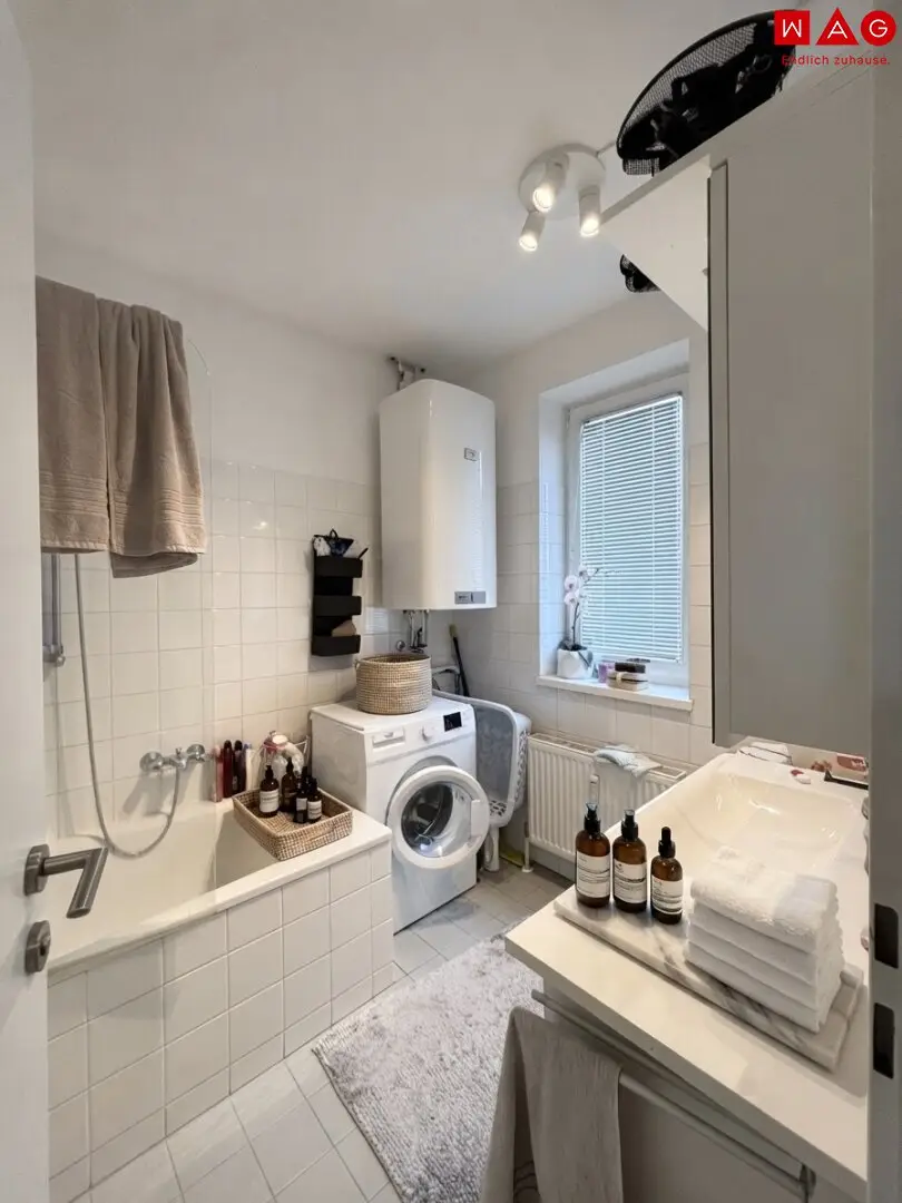 Living above the roofs – 2-room top floor apartment with spacious loggia in Linz-Kleinmünchen Available from 01 December 2026