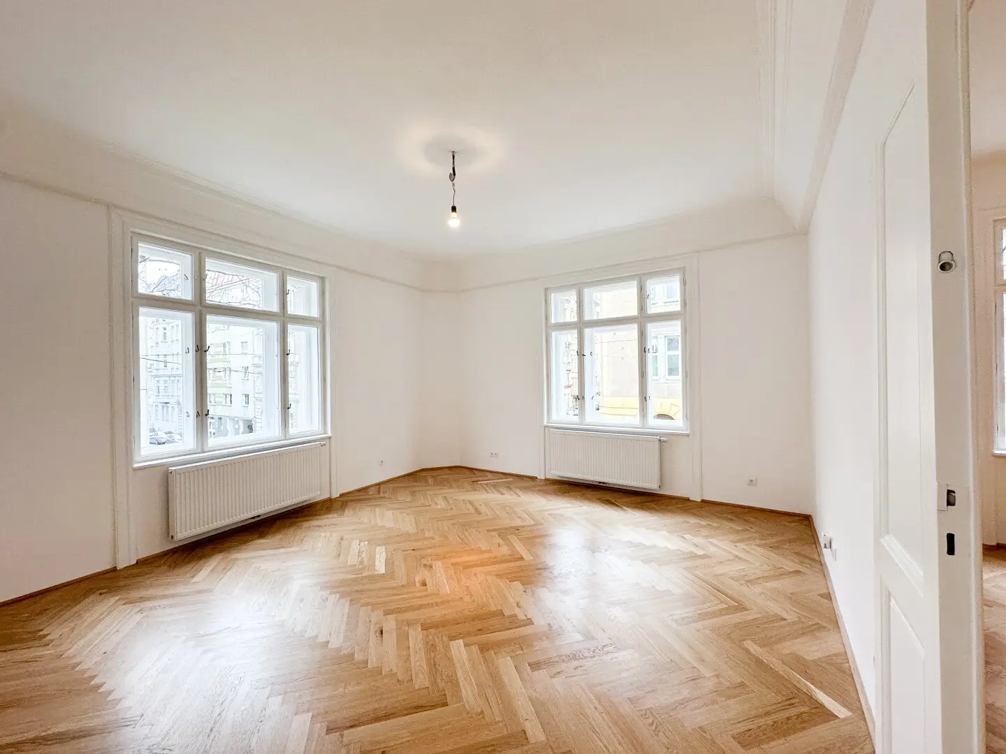 WUNDERSCHÖN 5,5-Zimmer-Wohnung nahe U3 ROCHUSGASSE | 1. Stockwerk inkl. LIFT