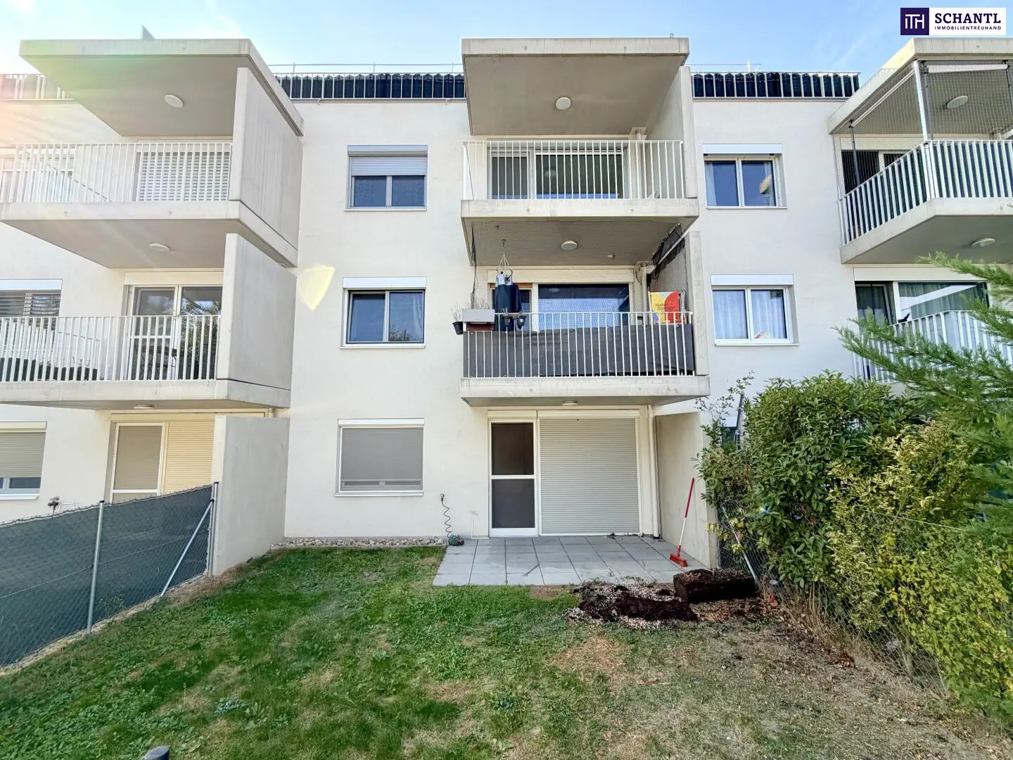 Wohnen mit Wohlfühlfaktor – Traumhafte Gartenwohnung mit Terrasse &amp; Garage