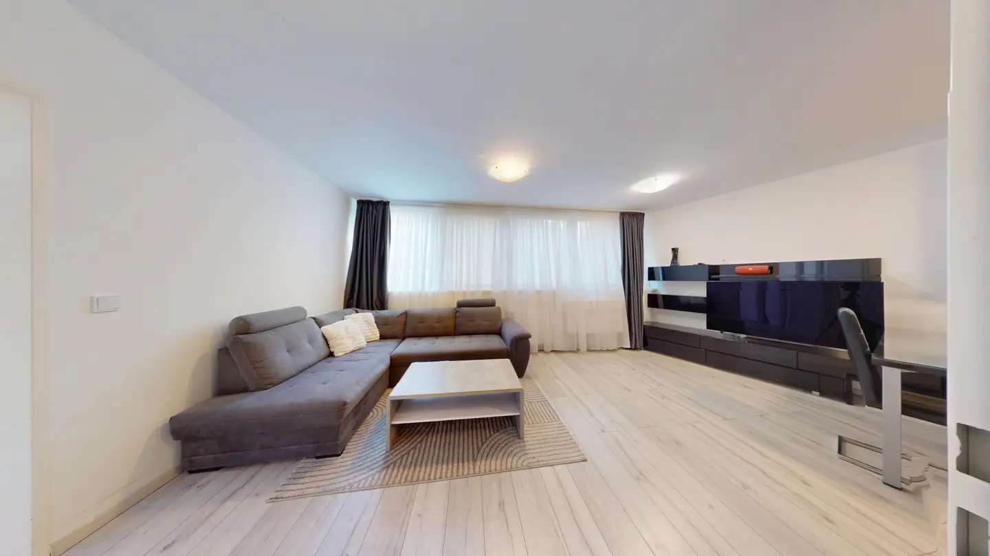 Mit Koffer in möblierte 3 Zimmer im Gasometer einziehen!