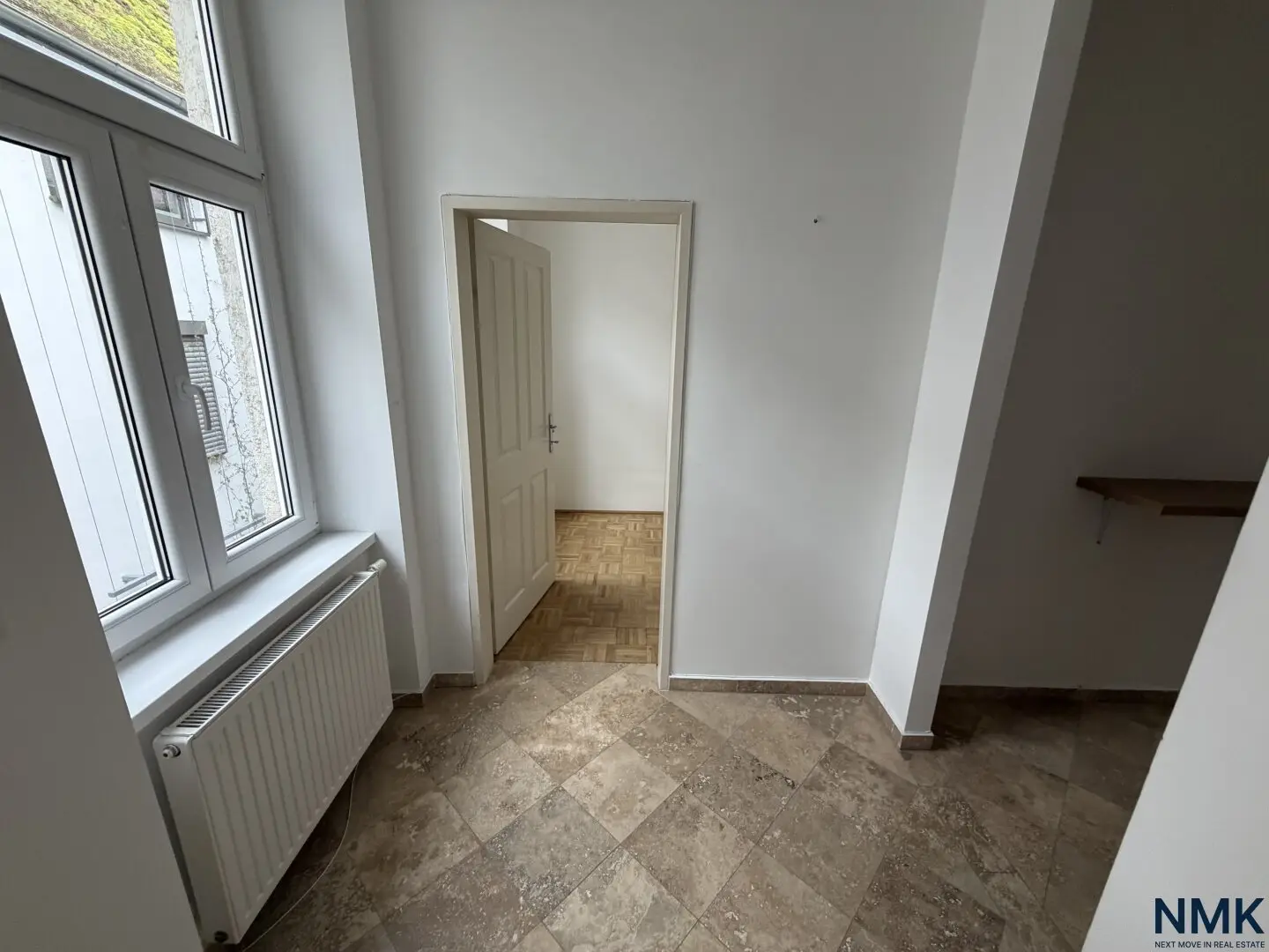 Charmante 2-Zimmer-Altbauwohnung mit idealem Grundriss &amp; Entwicklungspotenzial