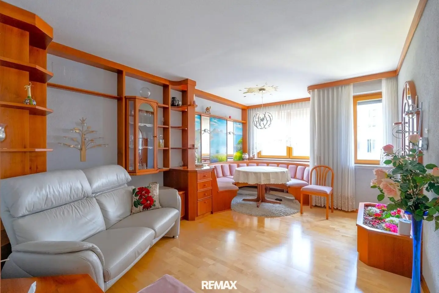 Wohnen auf zwei Ebenen – stilvolle 4-Zimmer-Maisonette nahe U3 Schlachthausgasse!!