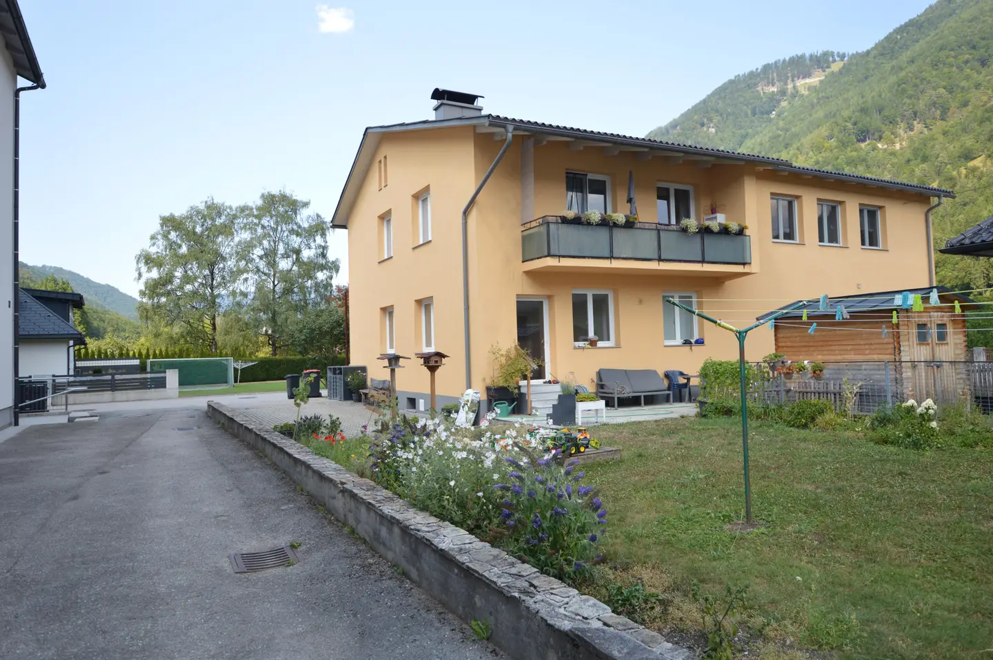 Wohnungspaket in zentraler Lage mit Gartennutzung