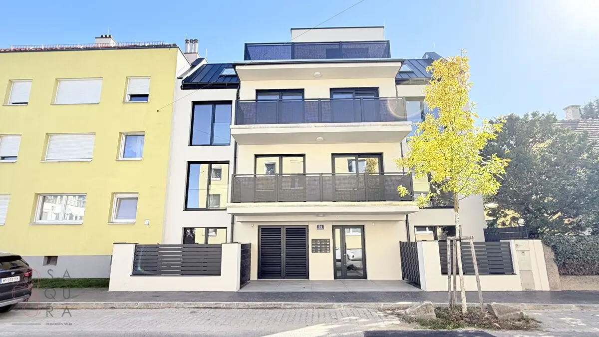 Moderner Neubau mit Dachterrasse und Garten Wohnung