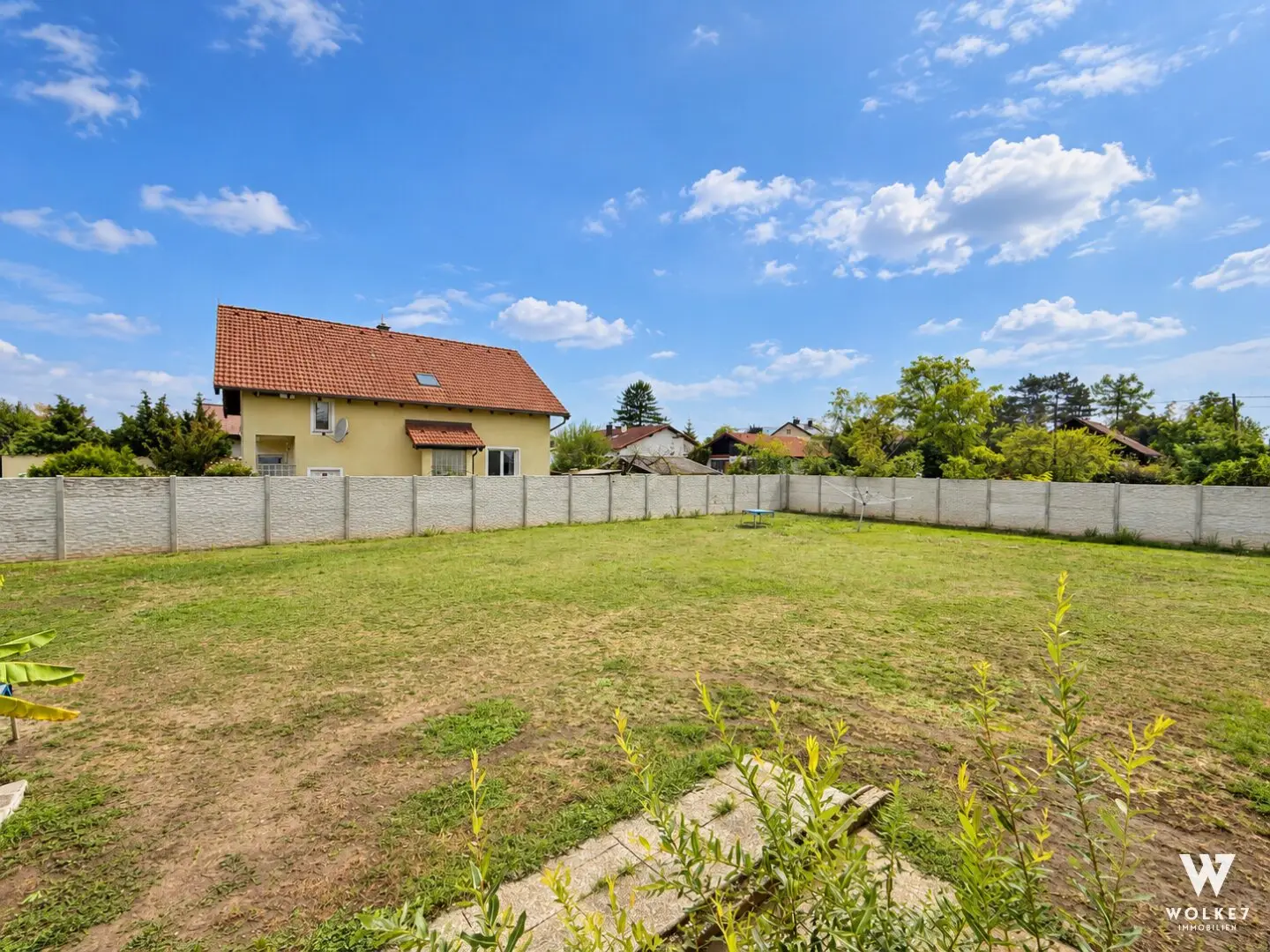 Generous plot | approx. 1400 m² plot | Gerasdorf