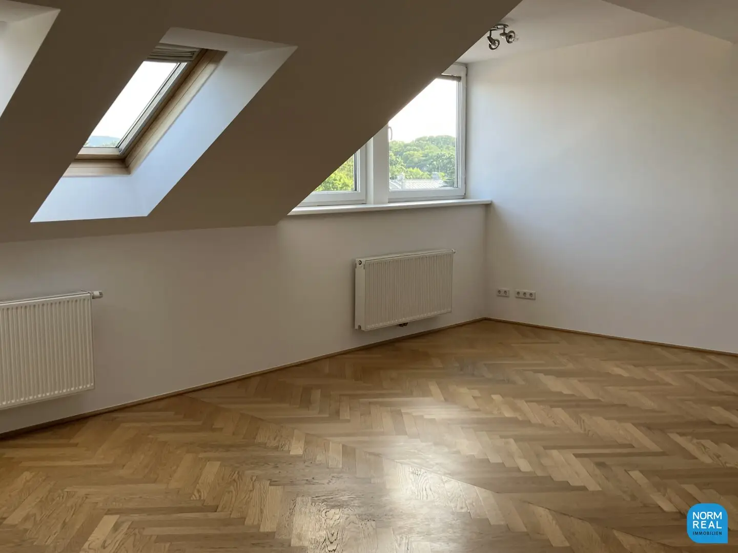 DG- Terrassenwohnung 3 Zimmer mit Grünblick