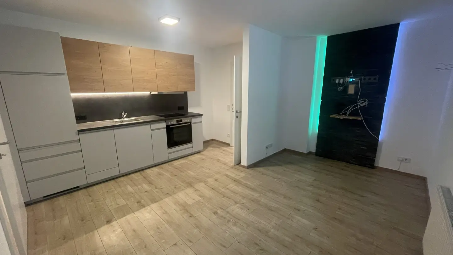 Modern apartment in quiet central location