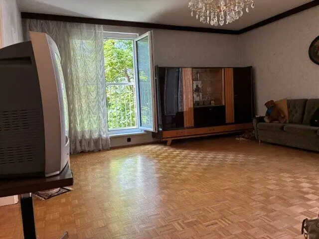 Wohnen im Grünen mit Retro-Flair – nahe Schloss Hetzendorf
