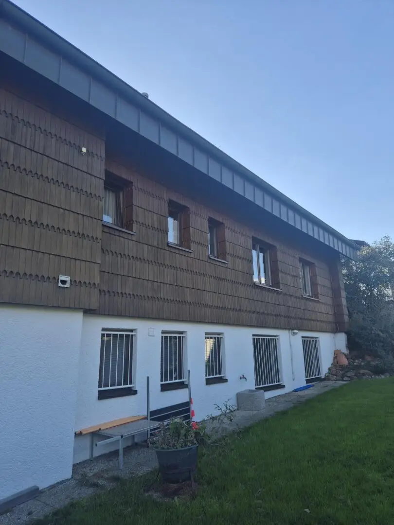 Living and working under one roof, also suitable as a multi-family house