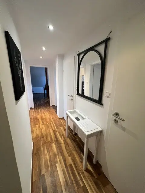 Eingangsbereich mit Garderobe