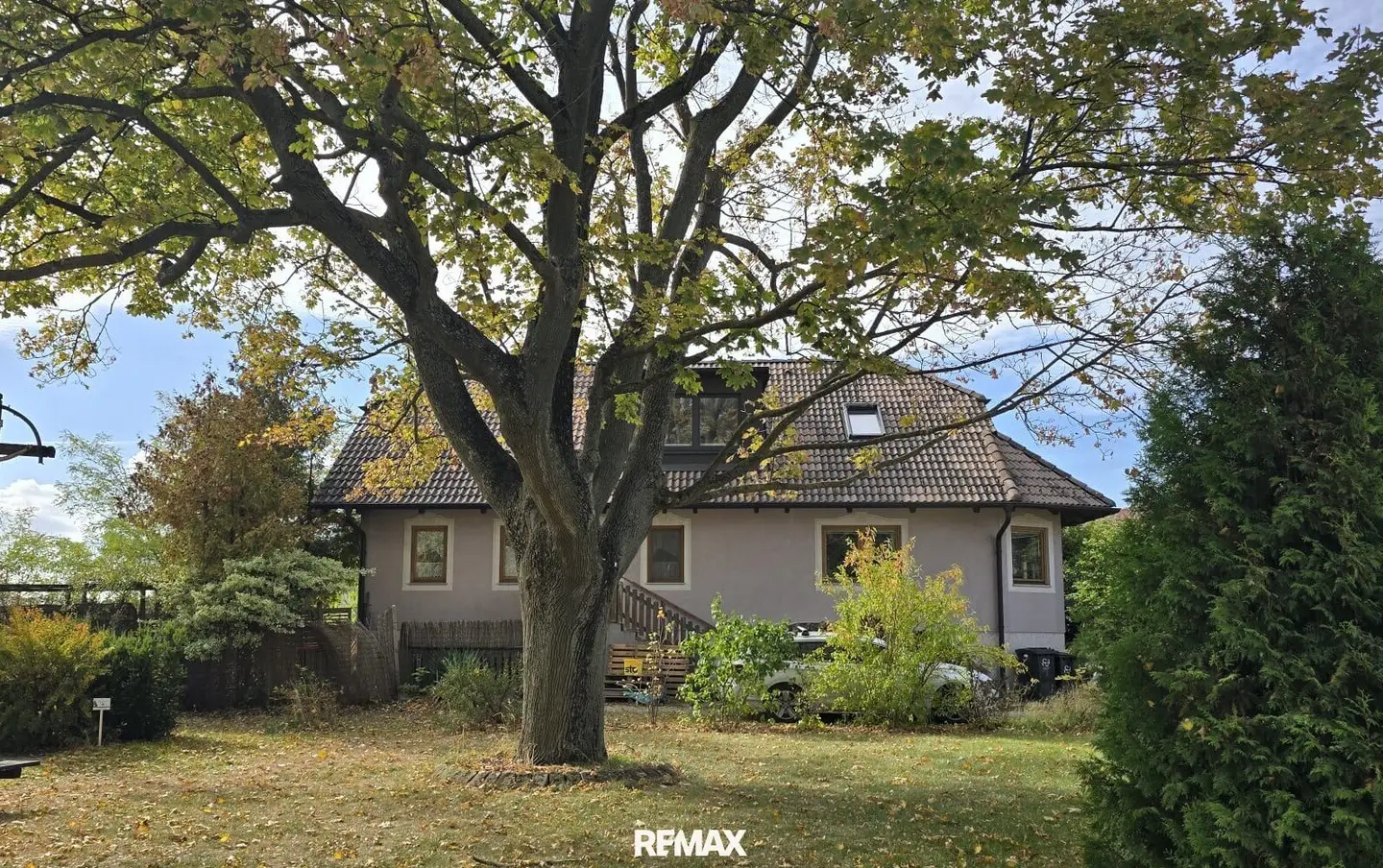 Modernisiertes Einfamilienhaus mit 160 m² Wohnfläche, 5 Zimmer, Einliegerwohnung, Vollkeller &amp; PV-Anlage!