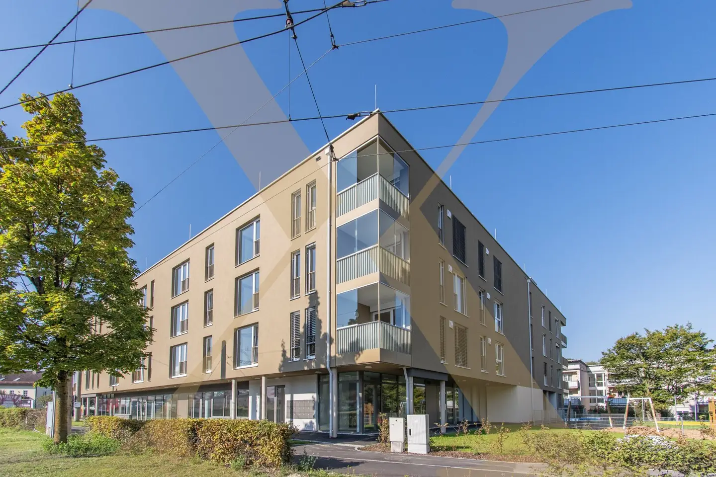 Großzügige Gewerbefläche in Linz-Ebelsberg zu vermieten!