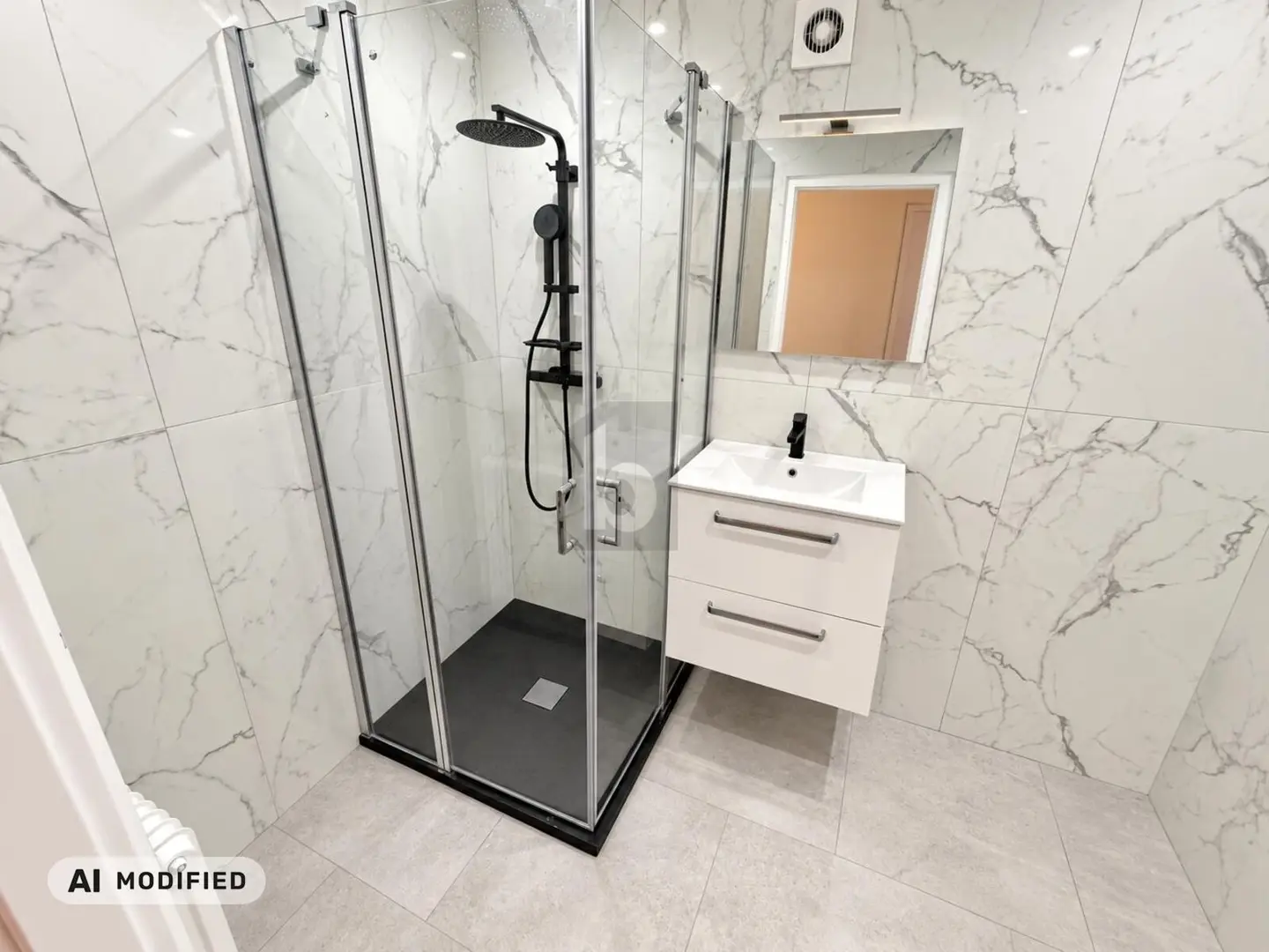 Helle Wohnung mit modernisiertem Bad und guter Anbindung