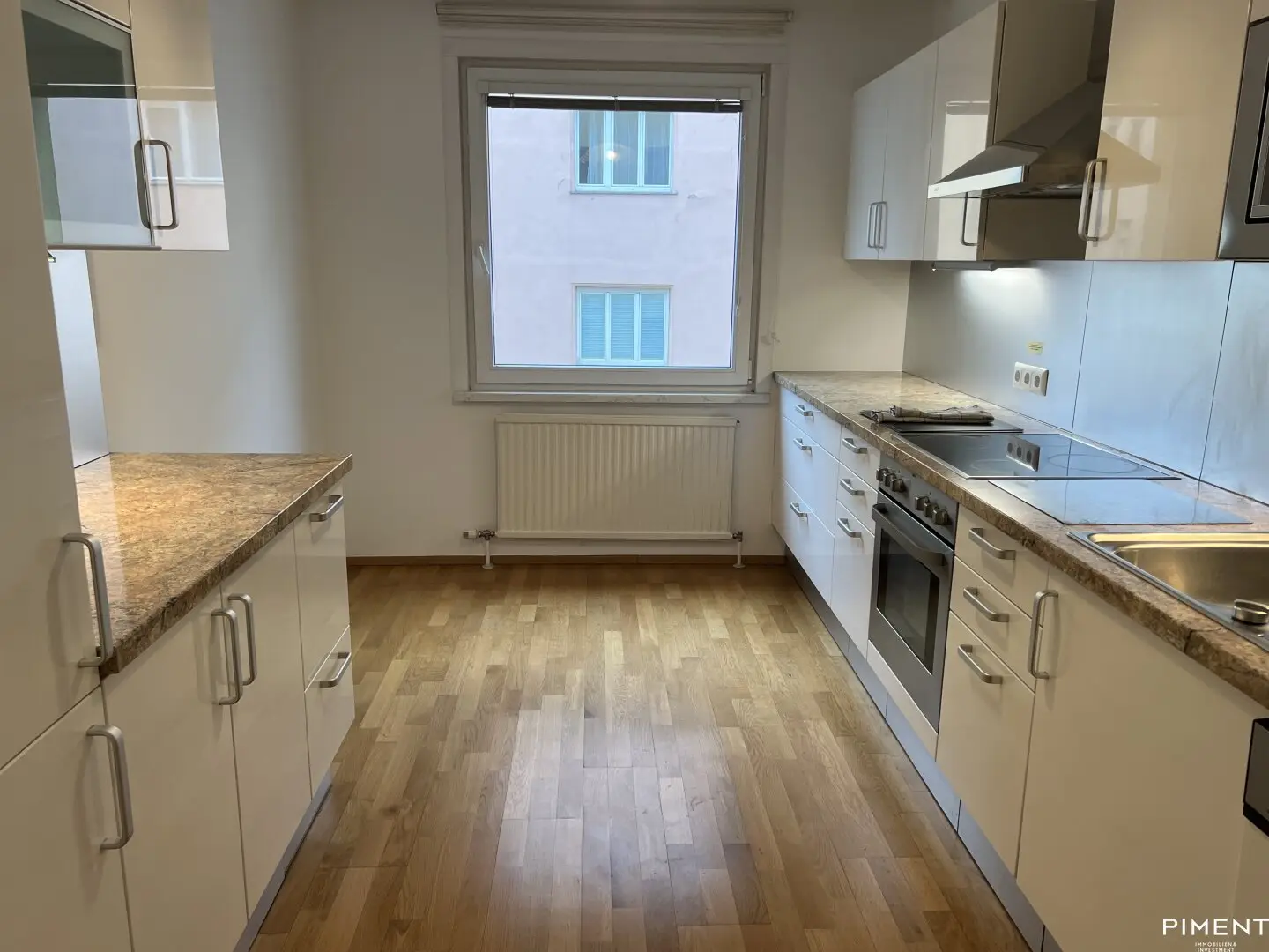 2,5 ZIMMER WOHNUNG NAHE STADTPARK!