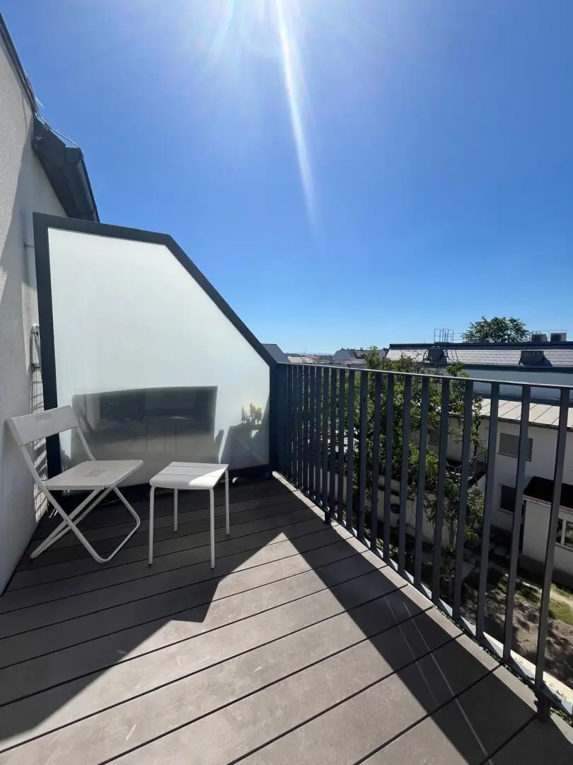 Stylisches All-Inclusive-Apartment mit Balkon im Zentrum von Brunn am Gebirge - ideal für Singles &amp; Studenten!