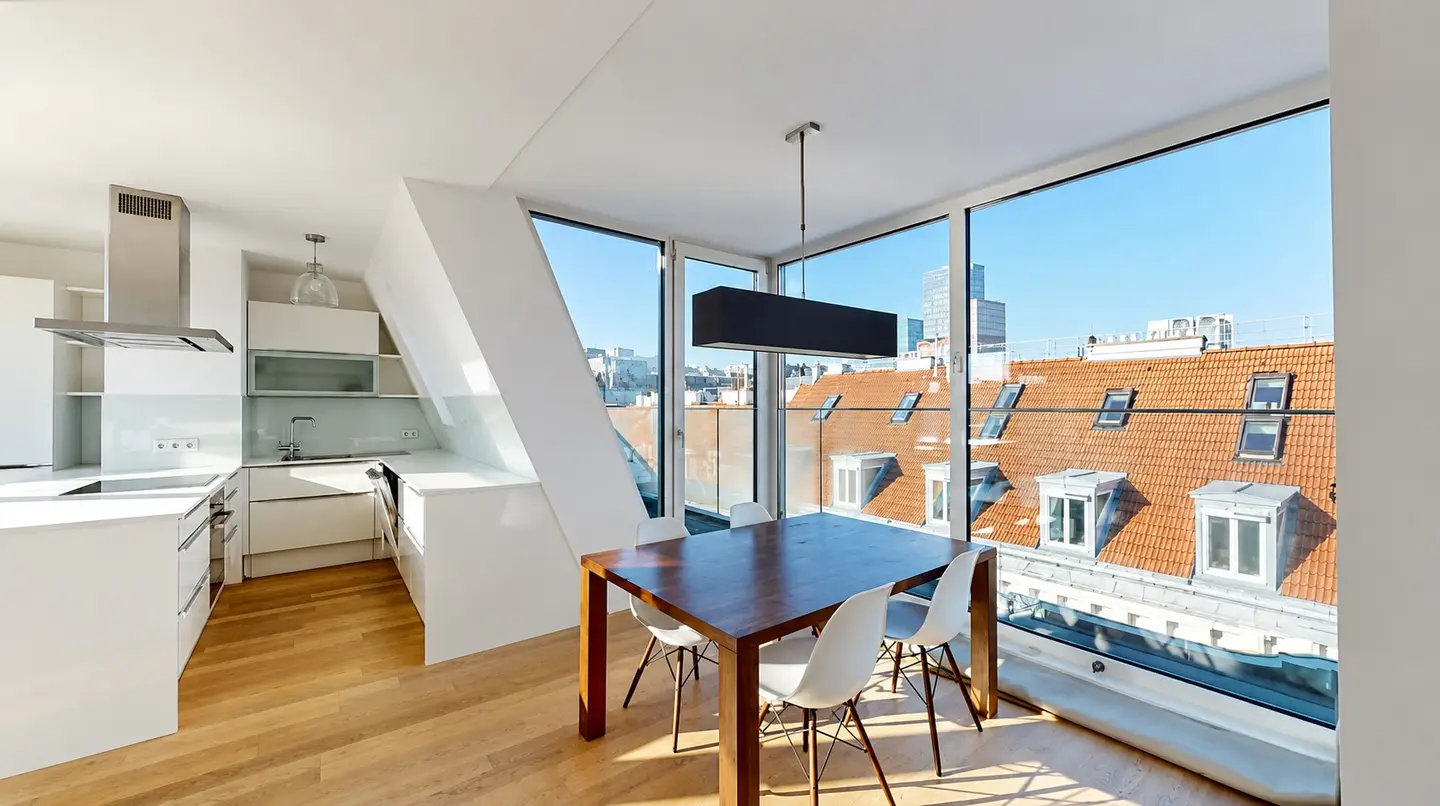 Helle Maisonettewohnung mit mehreren Terrassen