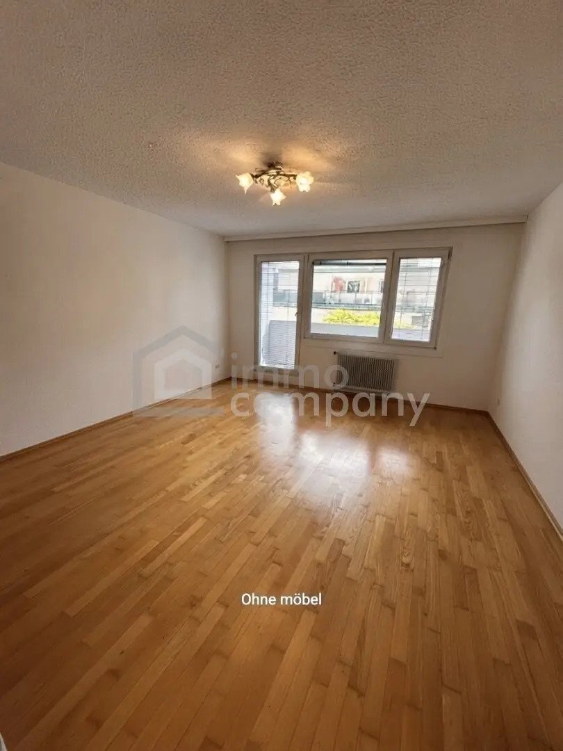 Helle 3-Zimmer-Wohnung mit Loggia, Einbauküche und Stellplatz in 1220 Wien