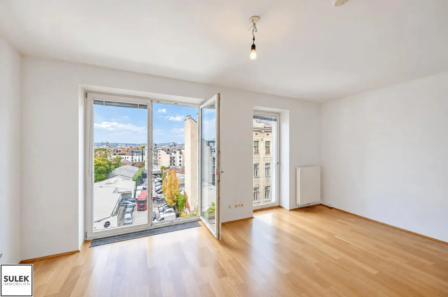 Großzügige 2 Zimmer Wohnung mit Fernblick - Wiedner Hauptstraße