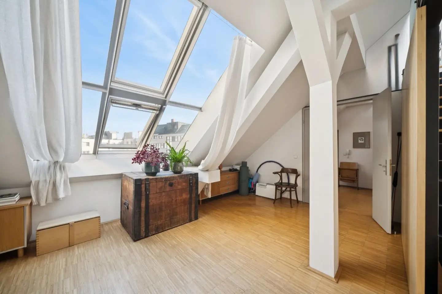 Atelier/Schlafzimmer