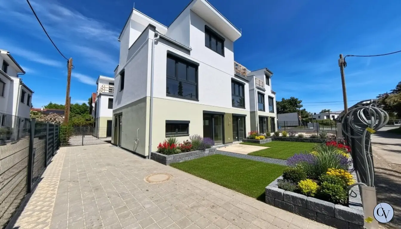 Dream house on freehold near the lower Alte Donau