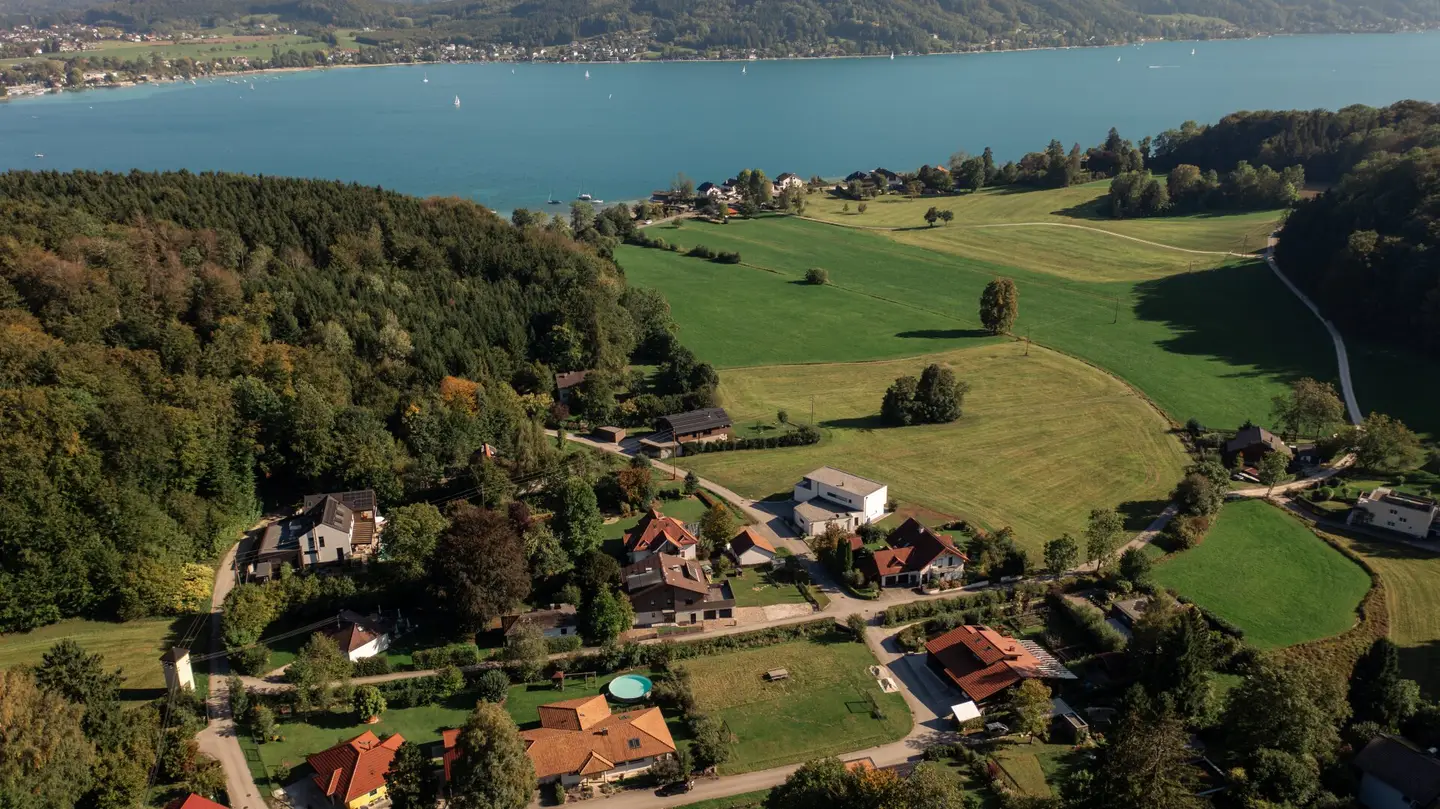 Letztes Baugrundstück in idyllischer Siedlung | Nur 300 m zum See
