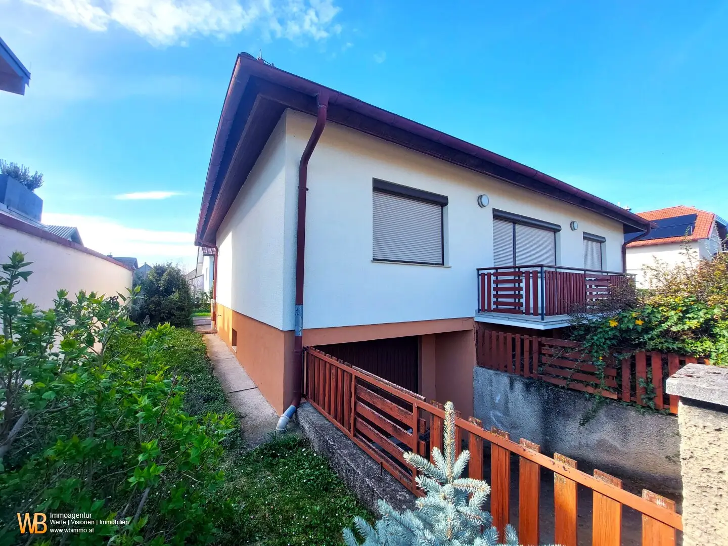 Well maintained single family house, sunny quiet location, immediately available