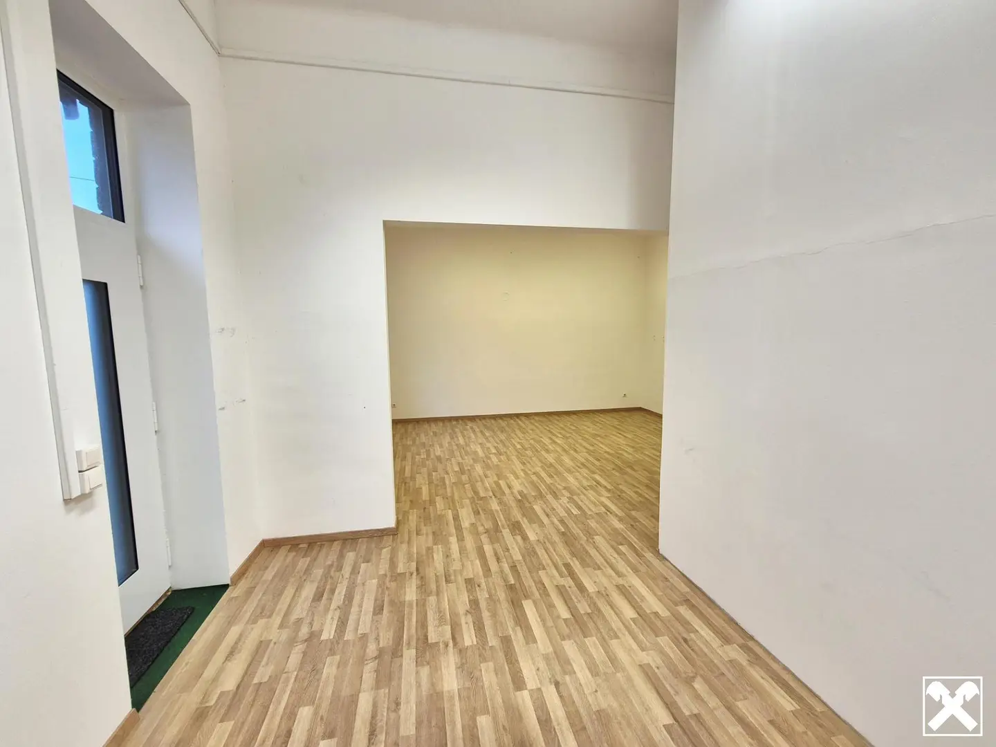 Geschäftslokal II