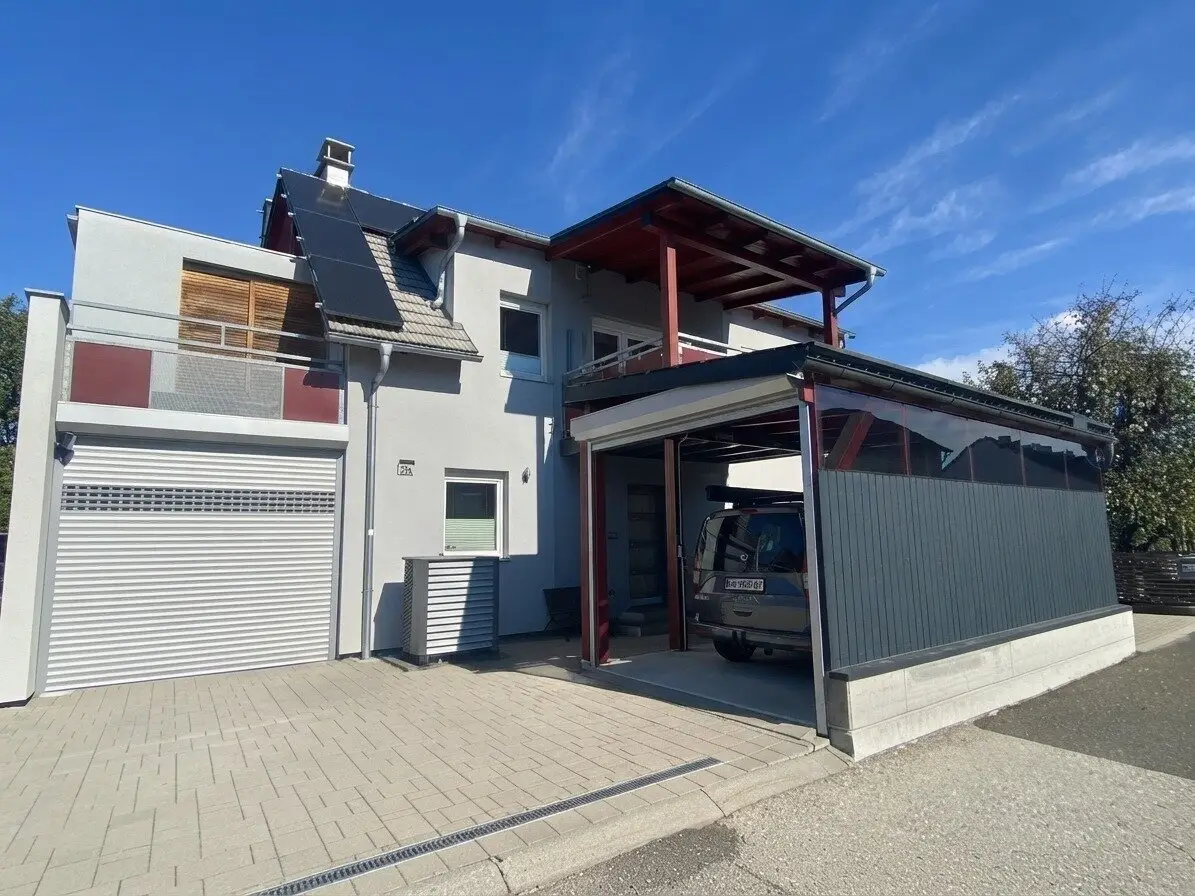 Exclusive living experience with two generous roof terraces and modern energy technology
