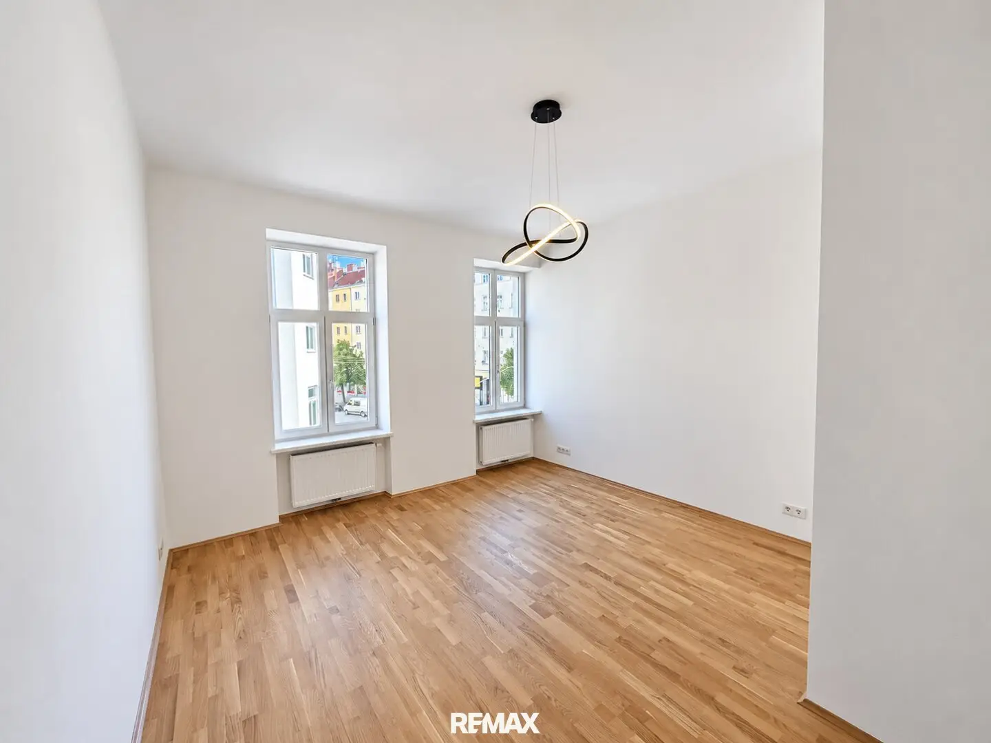 Modernes Wohnen im Erstbezug – Frisch sanierte 1,5-Zimmer-Wohnung mit Charme
