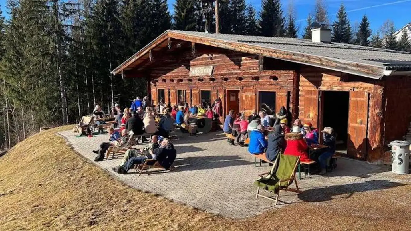 Authentic mountain eatery with panoramic terrace Ferienwohnung