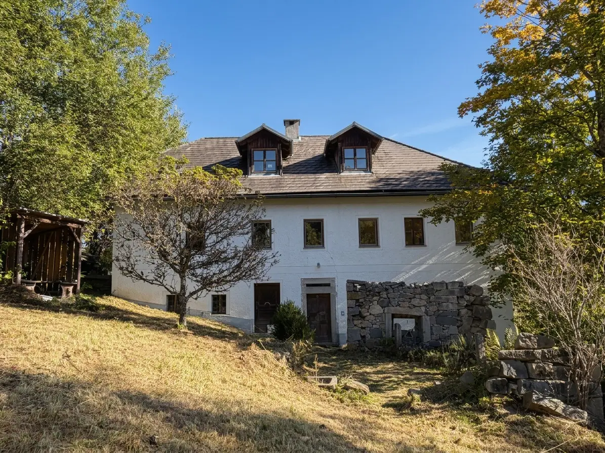 Urig. Ursprünglich. Einzigartig. Historisches Landhaus in Ruhelage