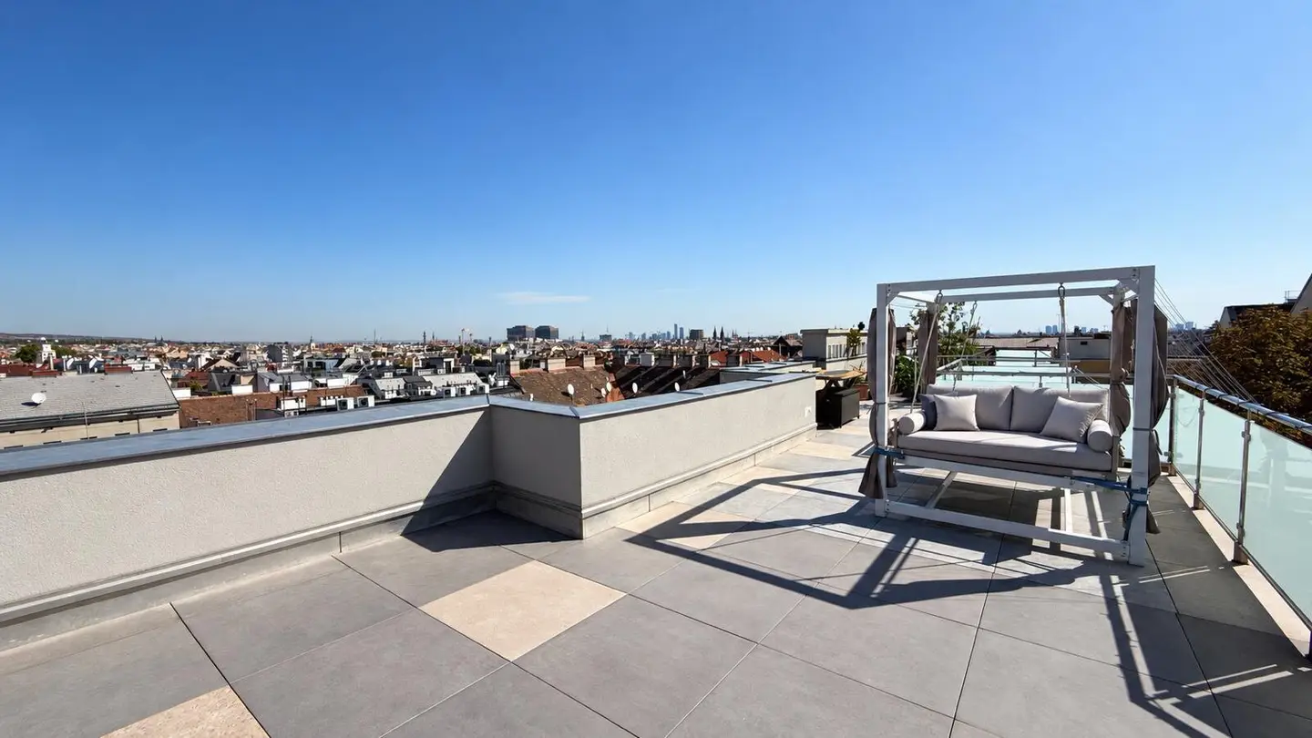 Traumhaftes Dachgeschoss-Juwel in Ottakring: 4 Zimmer, 54 m² Terrassen &amp; grandioser Fernblick!