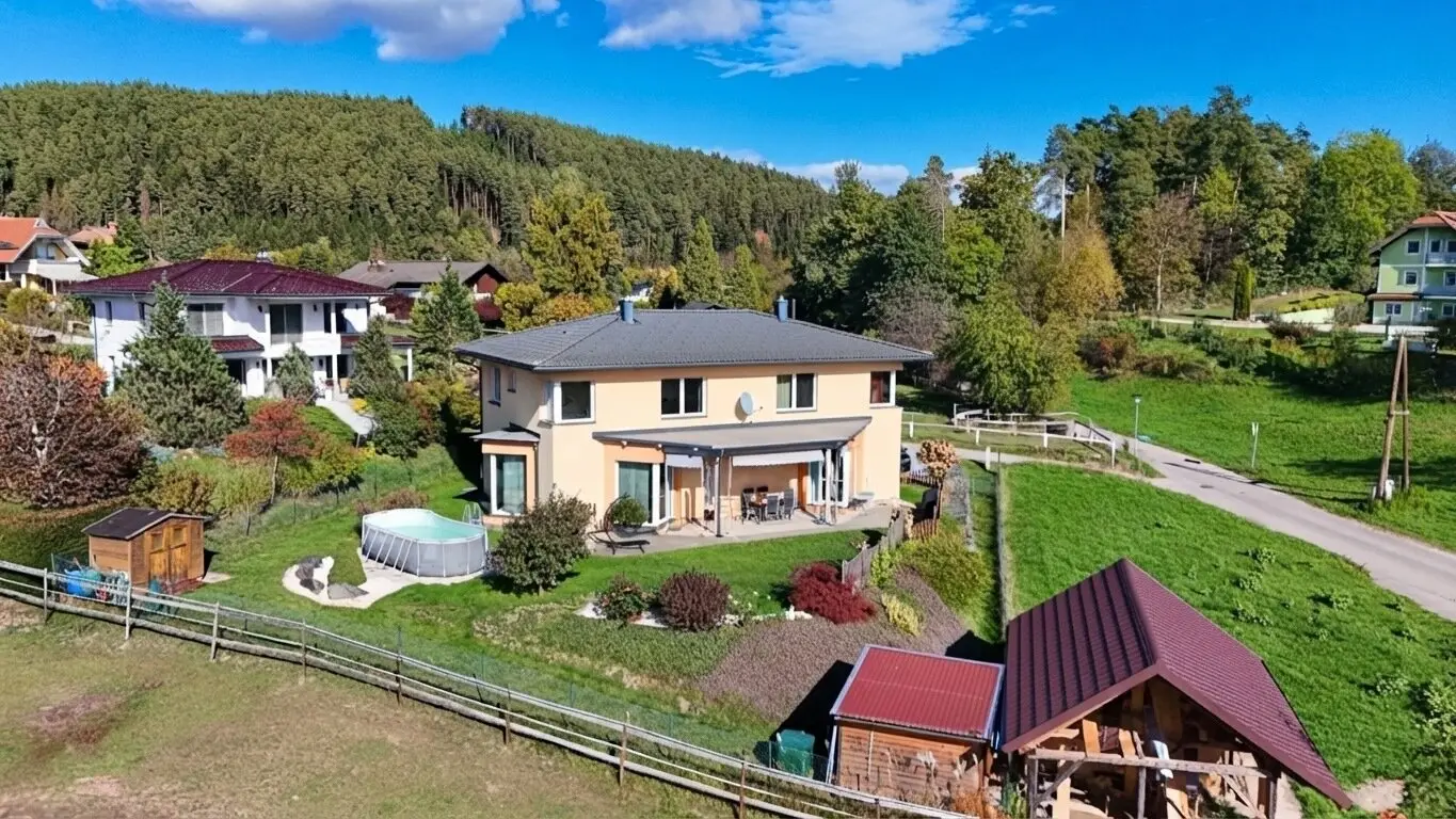 Zwei Wohneinheiten I Ein Zuhause mit besonderem Komfort I Naturnah leben in Leibsdorf