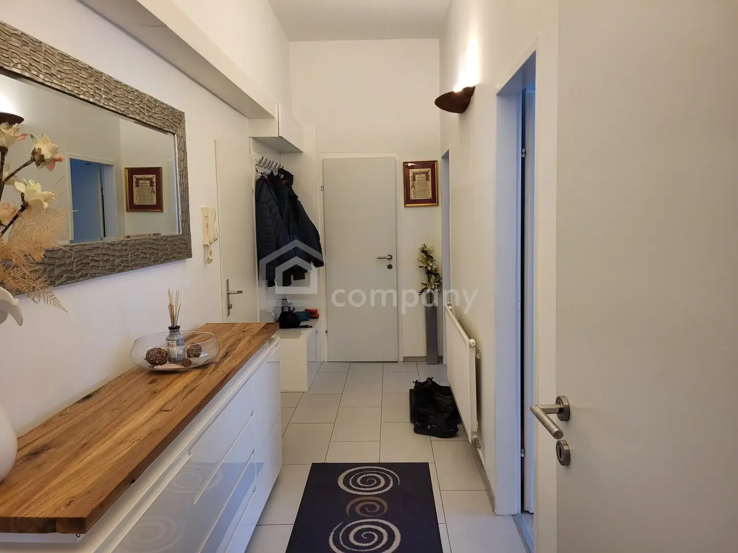 Attractive condominium in Guntramsdorf with balcony and private car parking space