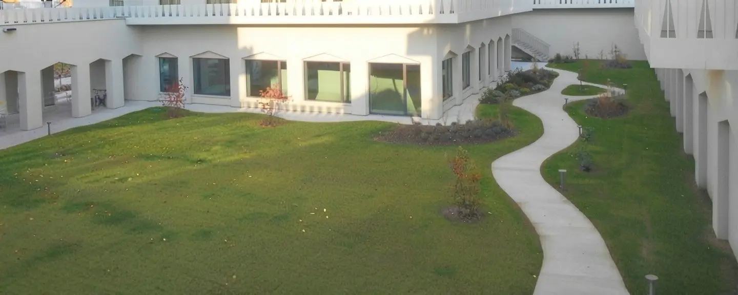 Reininghaus Q5 at the Park representative, fitted office space