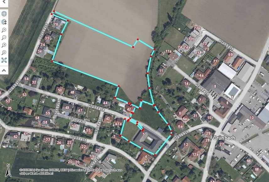 Alter Bauernhof  mit ca. 5000 m2 Dorfgebietswidmung  und   3000 m2 Grünland mit Fantasie