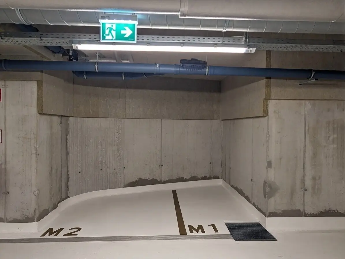Motorrad-Stellplatz in Neubaugarage nahe Bahnhof Floridsdorf – ideal zum einwintern