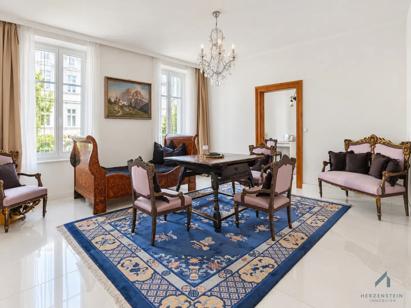 Wohnen mit Charakter: Stilvolle Altbau-Maisonette mit privatem Spa in Gersthof | Nur drei Wohnungen im Haus