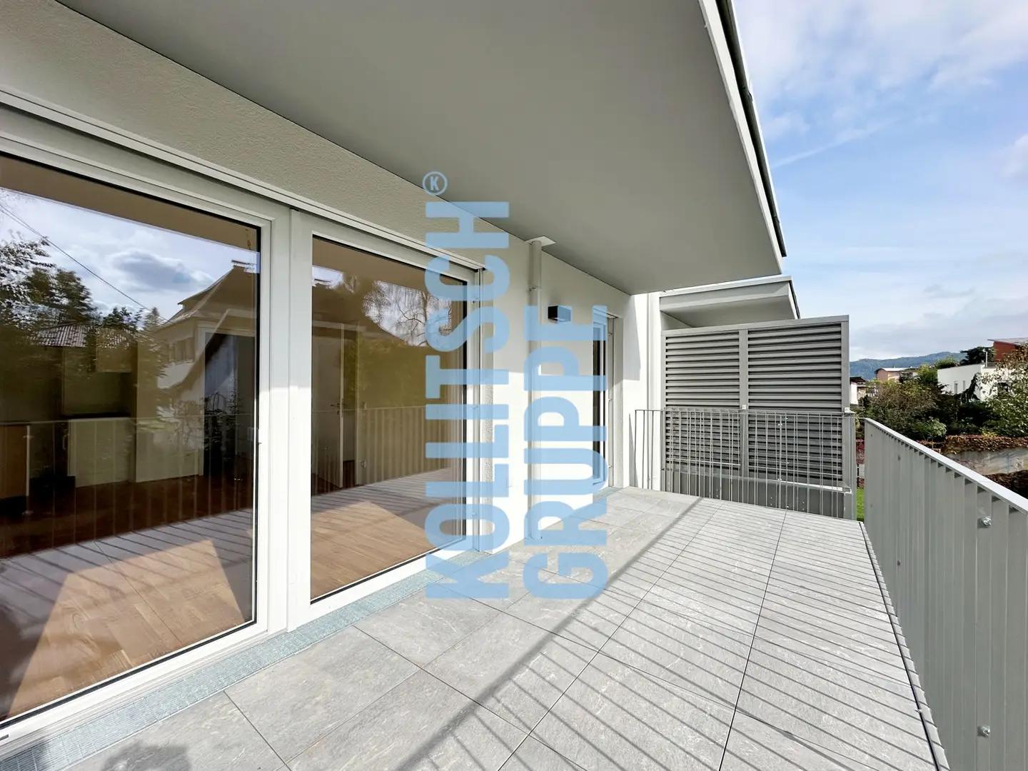 Modern apartment with south balcony and underground parking space