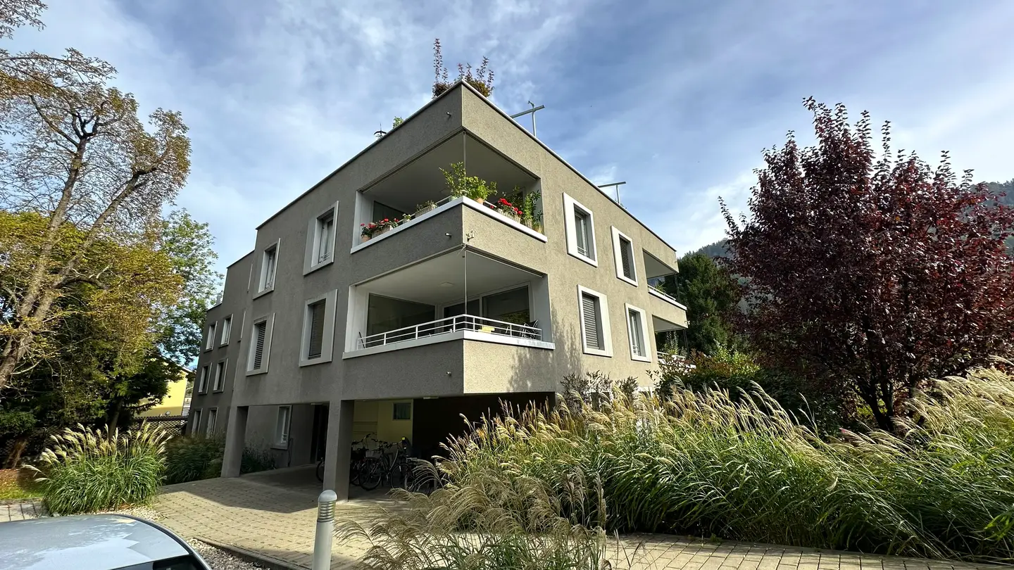 Gartenwohnung mit privatem Garten und sonniger Terrasse