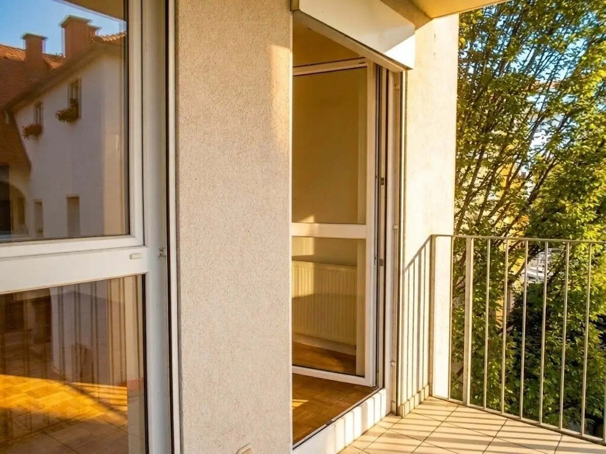 Garconniere sonniger Balkon in ruhiger Innenhoflage nahe Dietrichsteinplatz
